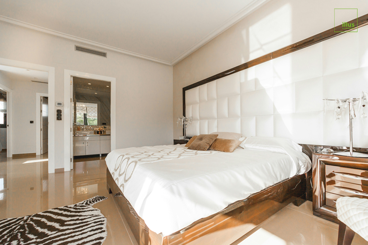 Commercial Smart Diffuser For Hotels