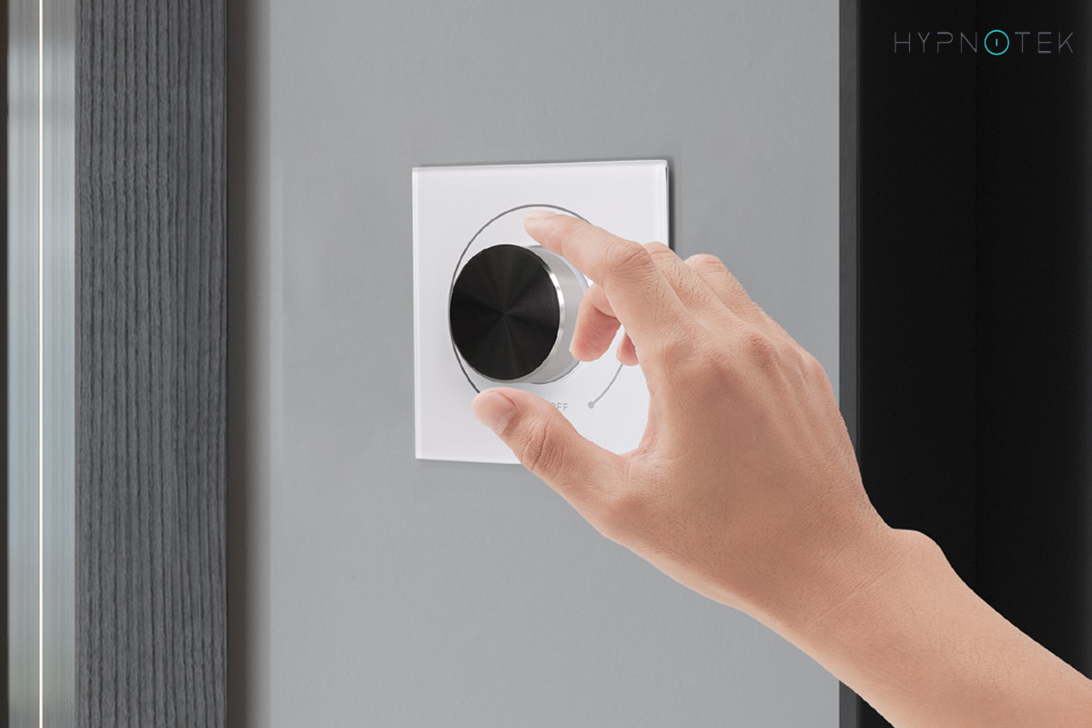 Wall rotary dimmer with Scene Memory