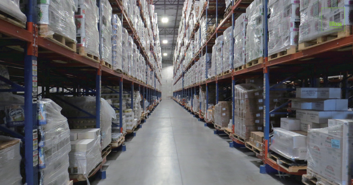 Illuslighting-LED-high-bay-luminaires-indoor-lighting-warehouse-installation